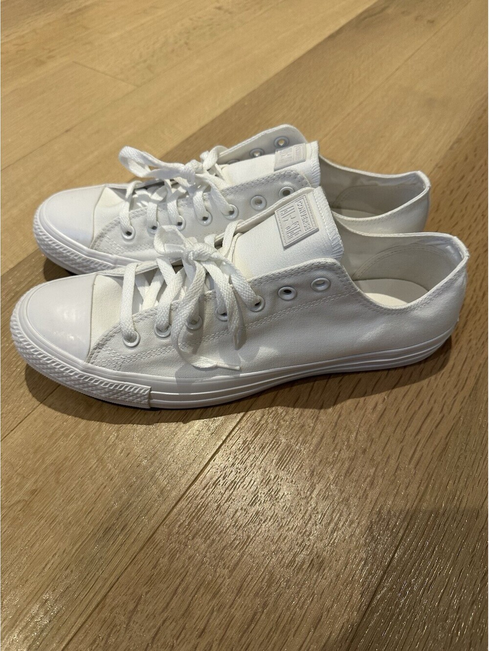 CONVERSE CHUCK TAYLOR Low All White MENS Size 13 BNIB